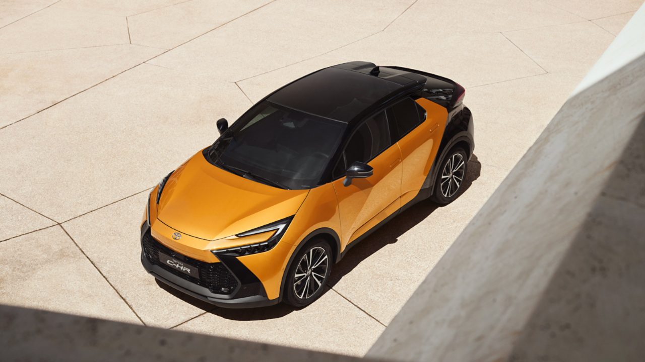 TOYOTA C-HR HATCHBACK 2.0 PHEV Excel 5dr CVT